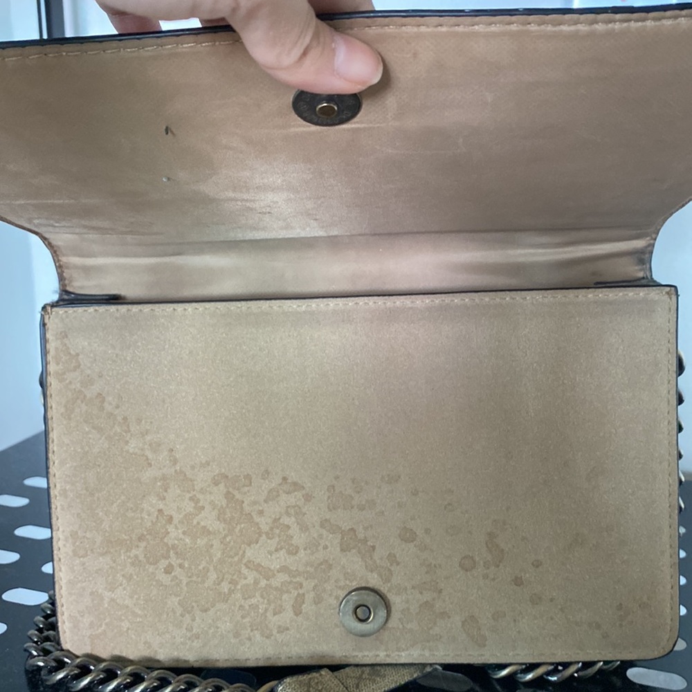 H&M Monogram-Style Crossbody - Picture 5 of 6